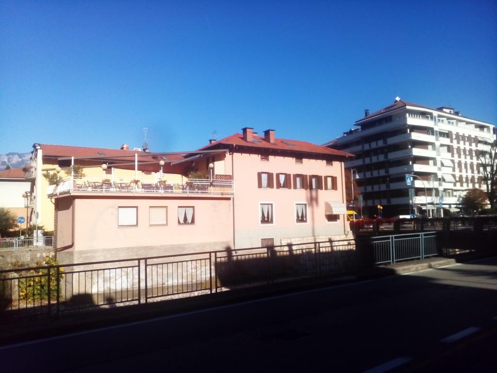 Hotel Alloggio Ponte Dei Cavalleggeri Trient Exterior foto