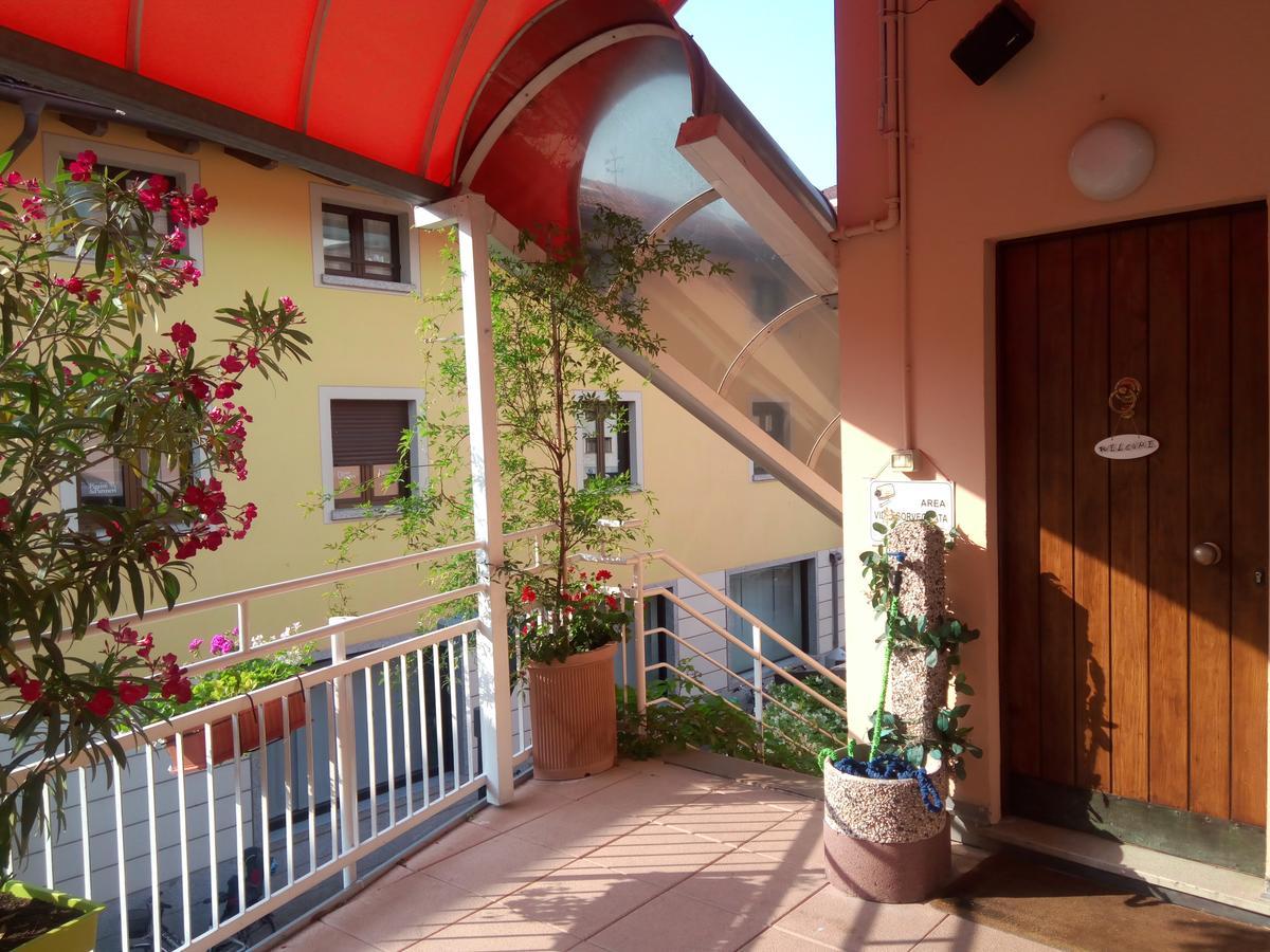 Hotel Alloggio Ponte Dei Cavalleggeri Trient Exterior foto